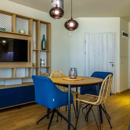 Apartament Kraimorie Park *